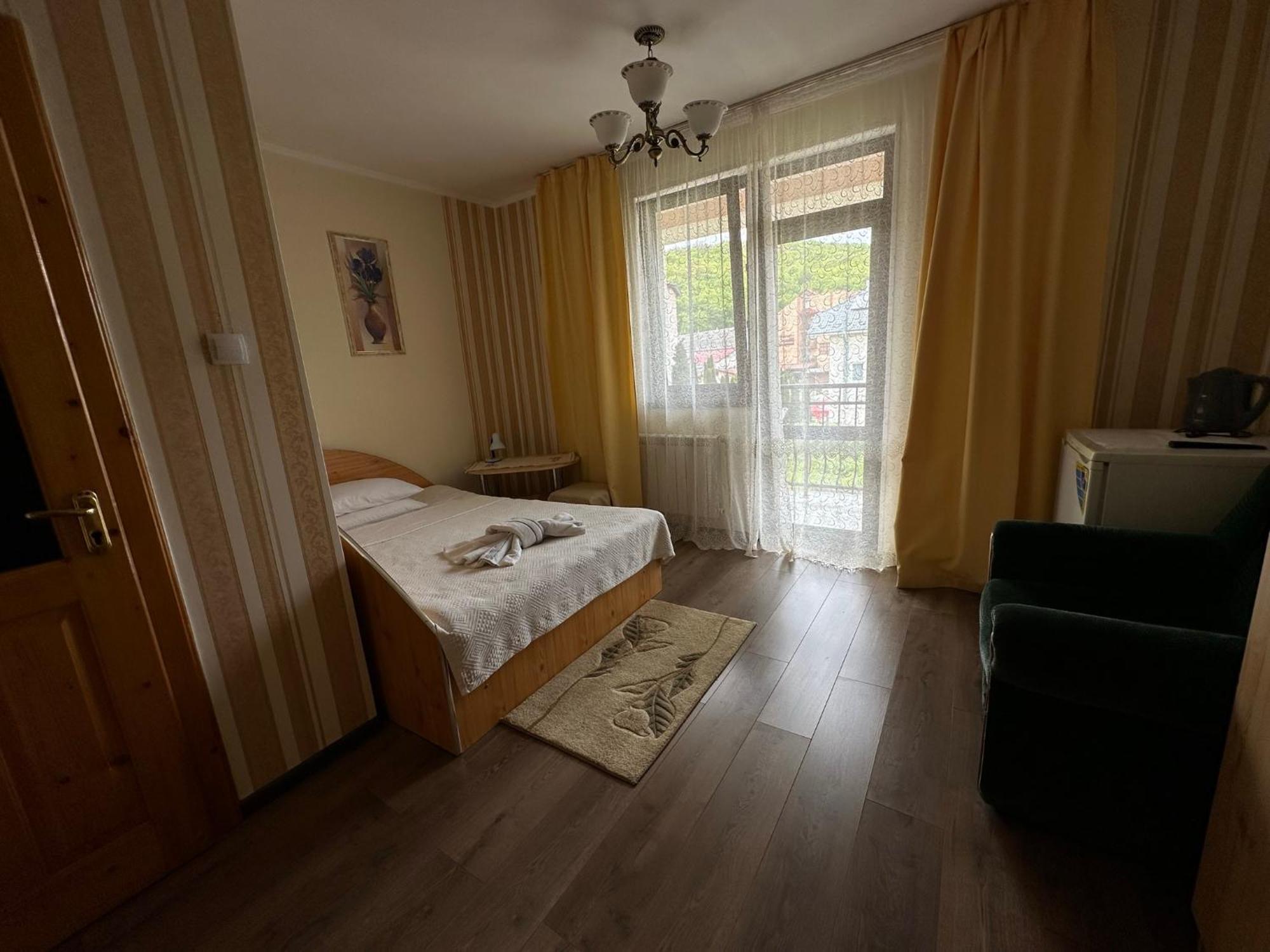 Сонячна Перлина Hotel Polyana  Room photo